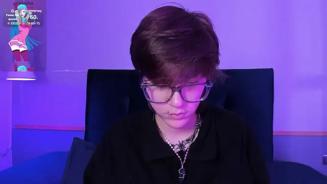 Tsuki Maru online show from March 1, 2026, 10:45 pm