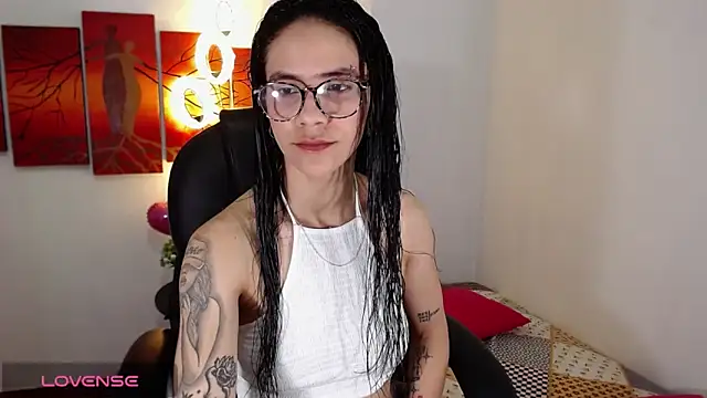 Ashley olivares online show from September 27, 2025, 4:56 pm