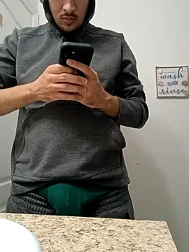 Jadriel23 online show from September 16, 2025, 4:13 am