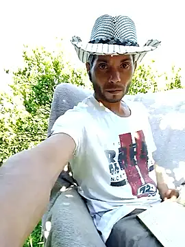 AlphaAlterX online show from September 9, 2025, 1:21 pm