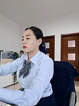 bingxin- online show from December 5, 2025, 12:41 am