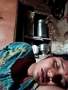 Hot Seema83 online show from October 1, 2025, 11:33 pm