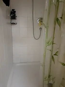 Snapshot of spermaspritzerr chatting on February 17, 2026, 3:58 am spermaspritzerr online show from February 17, 2026, 3:58 am