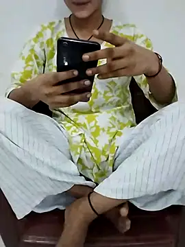 Snapshot of Student_girl2 chatting on October 6, 2025, 2:25 pm Student girl2 online show from October 6, 2025, 2:25 pm