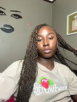 sapphiredadon online show from September 8, 2025, 3:55 pm
