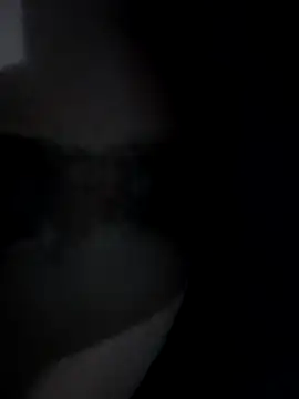 Snapshot of Everyda chatting on October 24, 2025, 2:41 am Everyda online show from October 24, 2025, 2:41 am