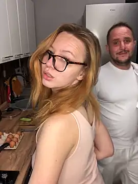 Snapshot of Amore_Mia_ chatting on September 25, 2025, 9:13 am Amore Mia online show from September 25, 2025, 9:13 am