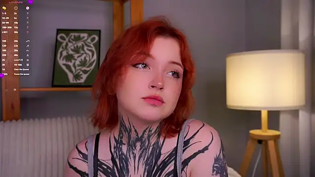 MarnaHarbor online show from October 25, 2025, 11:29 am