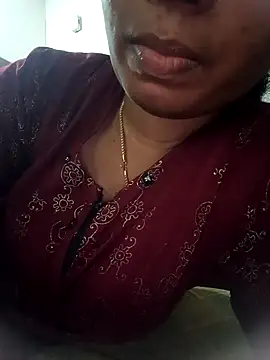 Snapshot of swetha01430 chatting on September 21, 2025, 5:31 am swetha01430 online show from September 21, 2025, 5:31 am