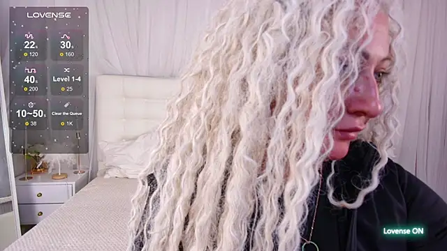 Snapshot of Lilit_1Love chatting on September 17, 2025, 4:41 pm Lilit 1Love online show from September 17, 2025, 4:41 pm