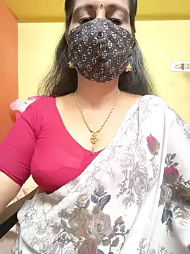 mallu-reshma online show from November 4, 2025, 4:06 pm