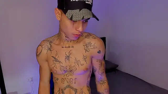 Snapshot of john_mystic chatting on October 1, 2025, 3:01 am john mystic online show from October 1, 2025, 3:01 am