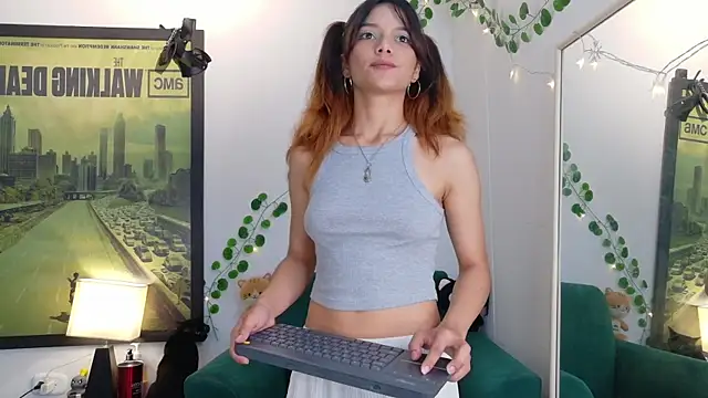 Snapshot of rosse_dredd chatting on June 18, 2026, 4:13 am rosse dredd online show from June 18, 2026, 4:13 am