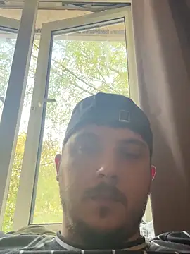 Snapshot of XXKieran chatting on October 2, 2025, 1:29 pm XXKieran online show from October 2, 2025, 1:29 pm