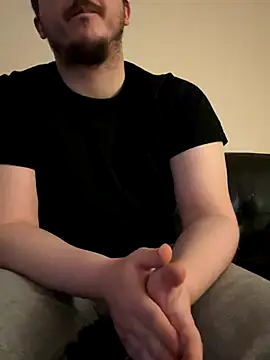 Snapshot of XXKieran chatting on November 4, 2025, 8:02 am XXKieran online show from November 4, 2025, 8:02 am