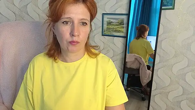 Snapshot of Elannaria chatting on September 9, 2025, 3:11 pm Elannaria online show from September 9, 2025, 3:11 pm