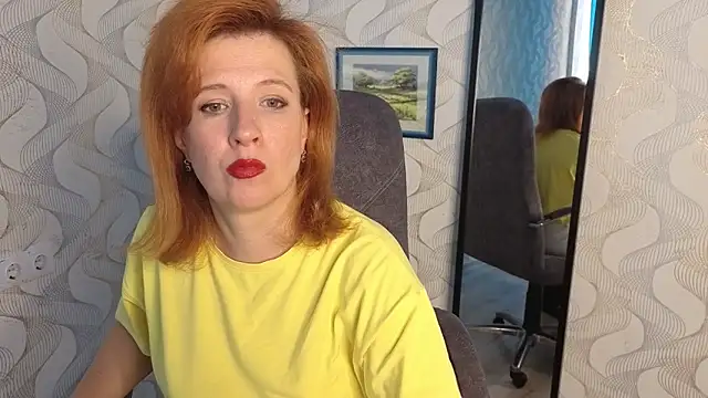 Snapshot of Elannaria chatting on September 13, 2025, 3:45 pm Elannaria online show from September 13, 2025, 3:45 pm