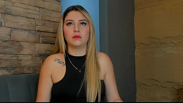 SophiaDior  online show from September 26, 2025, 11:47 am