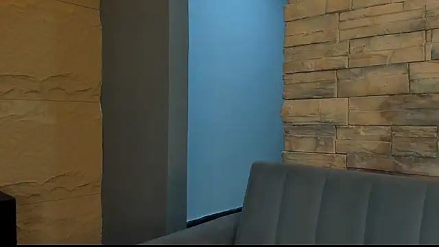 SophiaDior  online show from October 3, 2025, 12:35 pm