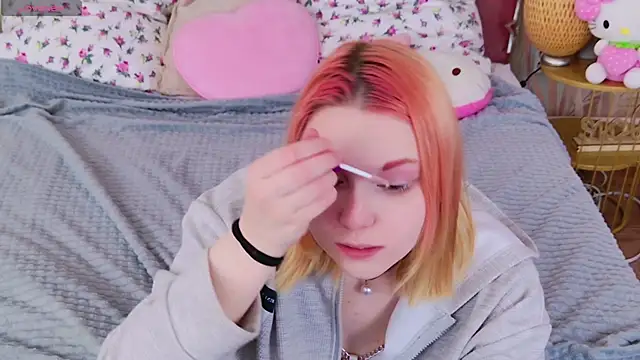 Evie Vall online show from February 6, 2026, 5:16 pm