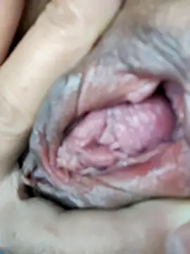 Lyly suri07 online show from November 23, 2025, 5:02 pm