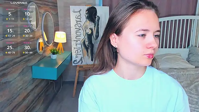 Snapshot of EdythEasker chatting on September 10, 2025, 8:14 am EdythEasker online show from September 10, 2025, 8:14 am