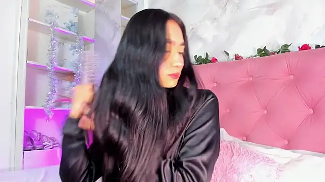 Nicolqueen  online show from February 19, 2026, 11:06 am