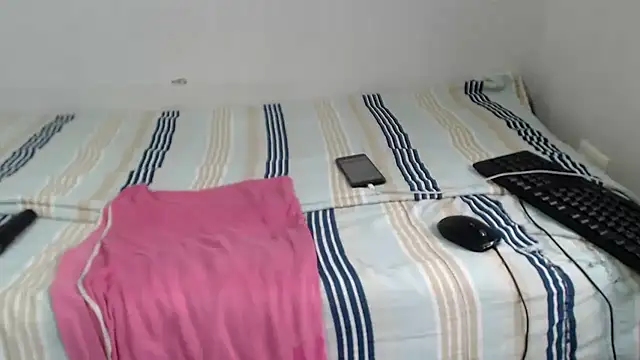juicybabee699 online show from September 12, 2025, 6:24 am