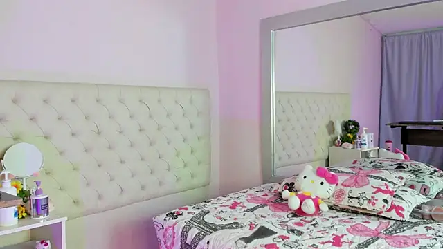 kiity horny  online show from February 9, 2026, 1:48 pm