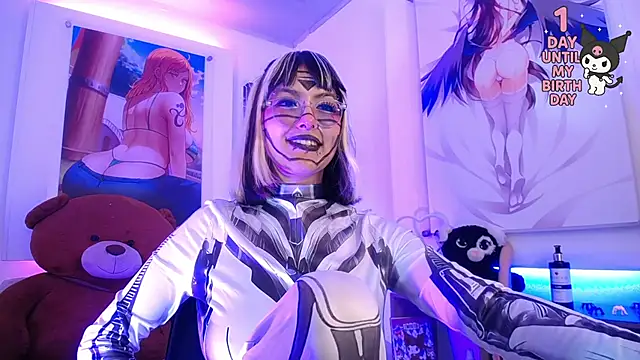 lil candy77 online show from October 14, 2025, 3:24 pm