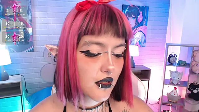 lil candy77 online show from June 27, 2026, 12:10 pm