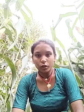 Snapshot of Idhika_Jha chatting on September 24, 2025, 12:58 am Idhika Jha online show from September 24, 2025, 12:58 am