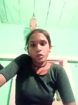 Snapshot of Idhika_Jha chatting on October 7, 2025, 3:20 pm Idhika Jha online show from October 7, 2025, 3:20 pm