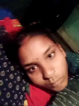 Snapshot of Idhika_Jha chatting on October 8, 2025, 11:24 pm Idhika Jha online show from October 8, 2025, 11:24 pm