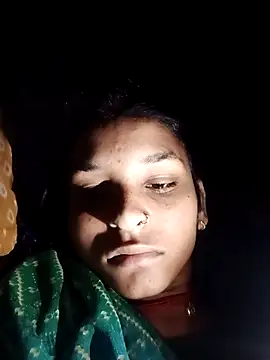 Snapshot of Idhika_Jha chatting on October 13, 2025, 10:43 pm Idhika Jha online show from October 13, 2025, 10:43 pm