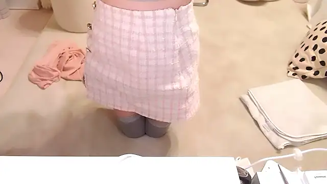 -Usagi- online show from September 26, 2025, 1:59 pm