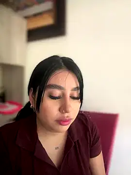 Snapshot of Sophie_Dreamss chatting on September 17, 2025, 7:48 pm Sophie Dreamss online show from September 17, 2025, 7:48 pm