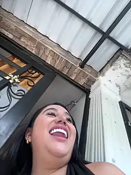 Snapshot of Sophie_Dreamss chatting on October 4, 2025, 8:40 pm Sophie Dreamss online show from October 4, 2025, 8:40 pm