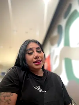 Sophie Dreamss online show from October 31, 2025, 8:21 pm