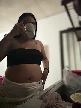 Sophie Dreamss online show from November 22, 2025, 9:25 pm