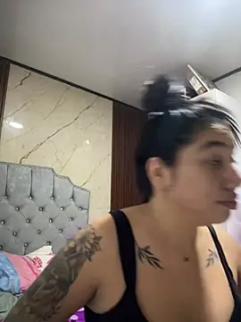 Sophie Dreamss online show from June 27, 2026, 7:19 pm