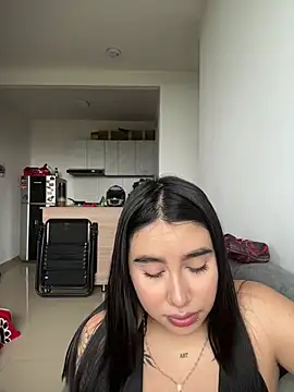 Sophie Dreamss online show from July 23, 2026, 7:56 pm