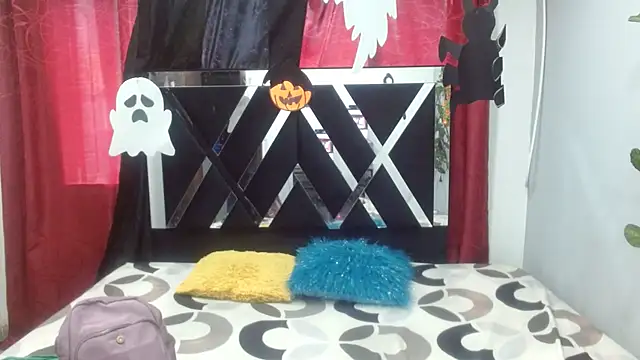 Snapshot of canelasexy_1 chatting on October 10, 2025, 8:19 pm canelasexy 1 online show from October 10, 2025, 8:19 pm