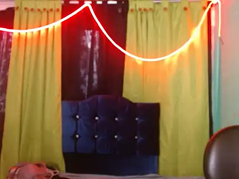 canelasexy 1 online show from March 26, 2026, 6:24 pm