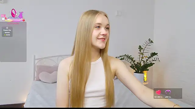 KumiKruz online show from September 23, 2025, 12:52 pm