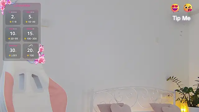 KumiKruz online show from October 10, 2025, 1:21 pm