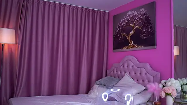 Snapshot of AishaaDevoe chatting on February 25, 2026, 7:34 pm AishaaDevoe online show from February 25, 2026, 7:34 pm