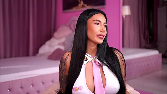 Snapshot of AishaaDevoe chatting on March 21, 2026, 8:01 pm AishaaDevoe online show from March 21, 2026, 8:01 pm