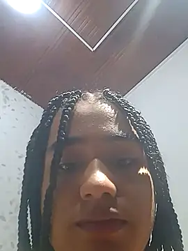 Snapshot of michelle_perla chatting on October 28, 2025, 6:43 pm michelle perla online show from October 28, 2025, 6:43 pm