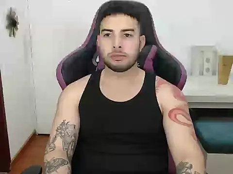 Snapshot of baby_mateo chatting on December 1, 2025, 10:37 pm baby mateo online show from December 1, 2025, 10:37 pm